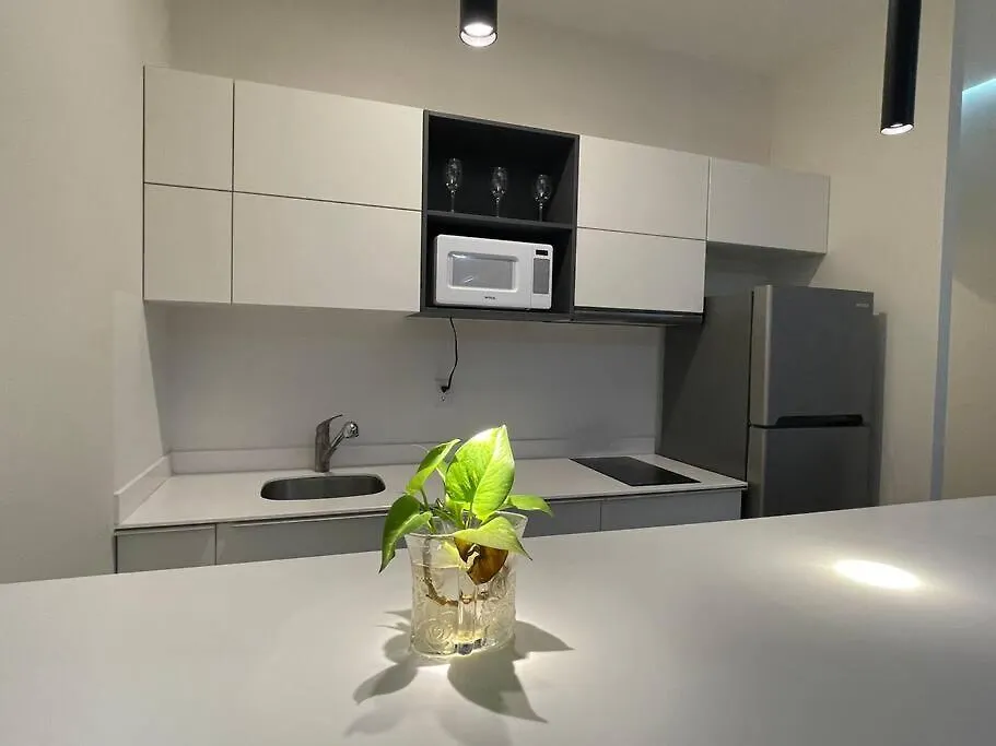 דירה טולום *Promo*Modern Studio Prime Area